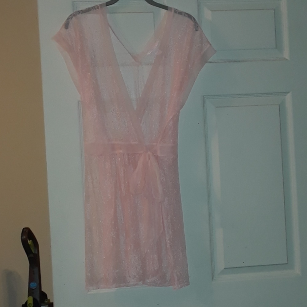 Victoria's Secret top, size L